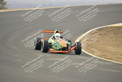 media/Jan-26-2025-CalClub SCCA (Sun) [[cfcea7df88]]/Group 2/Race/